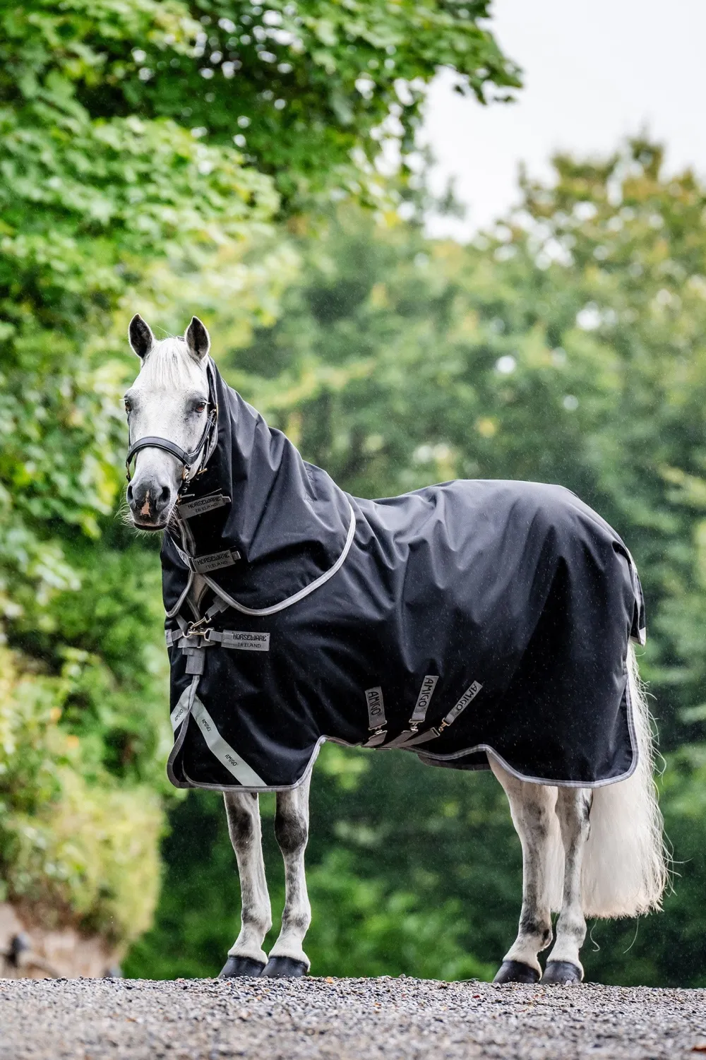 Horseware Hästtäcken & Flughuvor|Horseware-Amigo Regntäcke 1200D Plus 100g Svart/Titan Grey