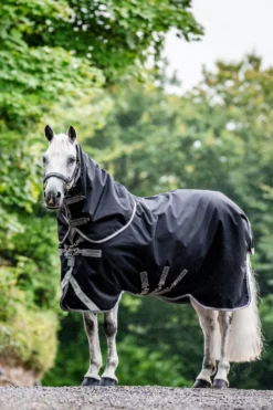 Horseware Hästtäcken & Flughuvor|Horseware-Amigo Utetäcke Plus 400g V-front 1200D