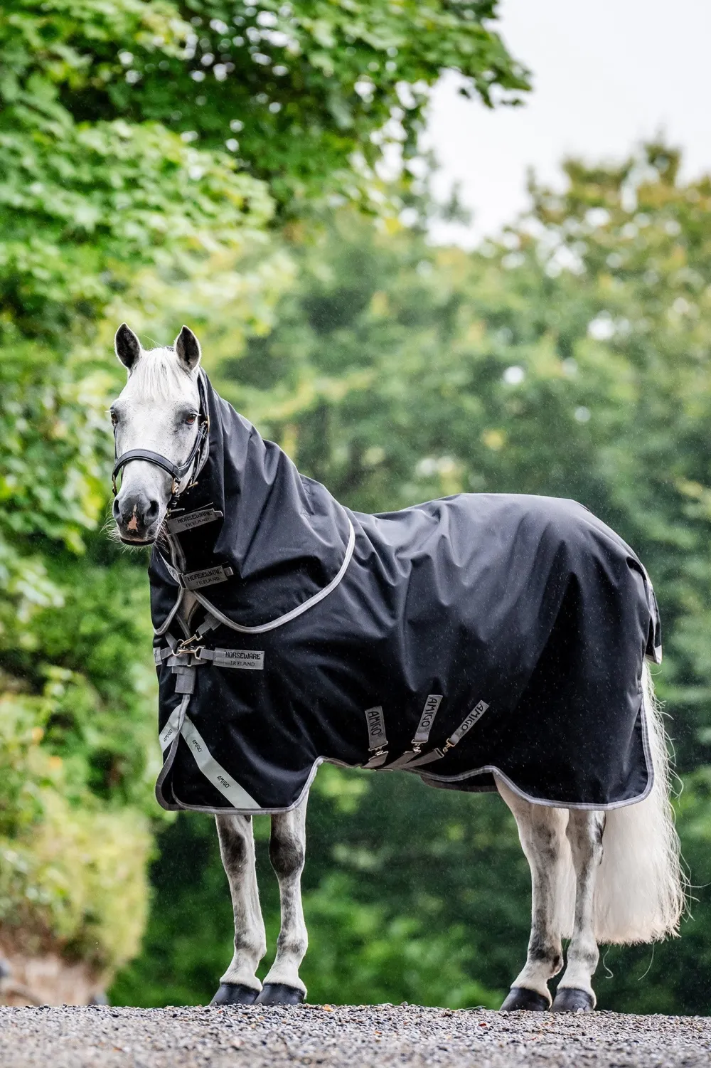 Horseware Hästtäcken & Flughuvor|Horseware-Amigo Utetäcke Plus 400g V-front 1200D