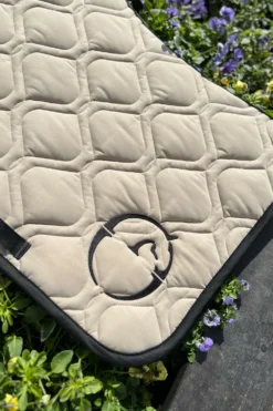 Vestrum Schabrak & Huvor|Vestrum-Capville Hoppschabrak Beige