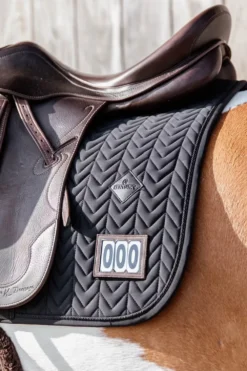 Kentucky Horsewear Schabrak & Huvor-Fiskben Tävlingsschabrak Svart