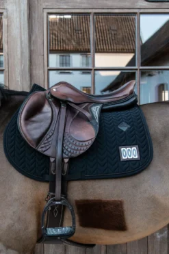 Kentucky Horsewear Schabrak & Huvor-Fiskben Tävlingsschabrak Svart