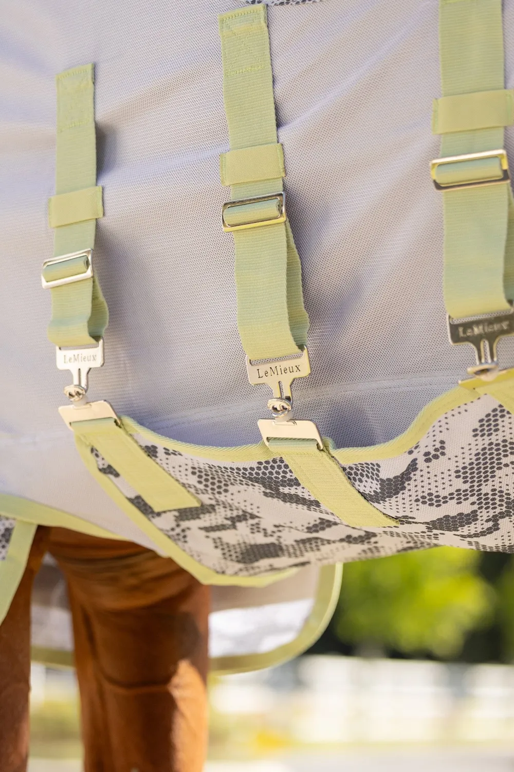 LeMieux Flugskydd|Lemieux-Flugtäcke Arika Camo-Tek Macaron