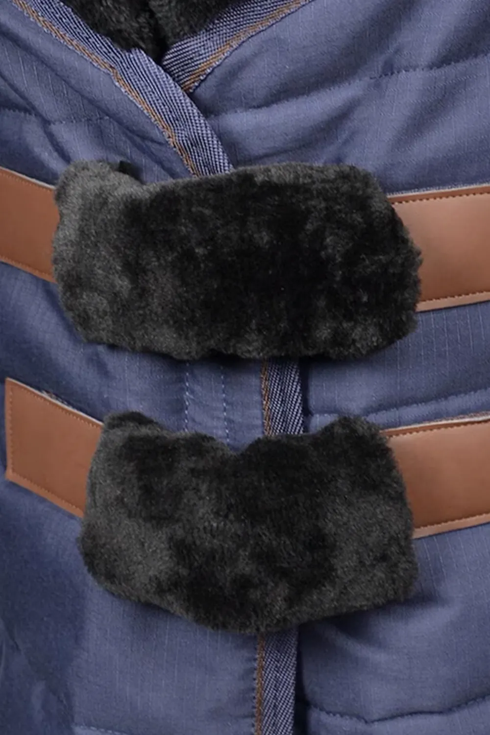 Hansbo Sport Hästtäcken & Flughuvor-Frontspänneskydd Teddy Svart 2-pack