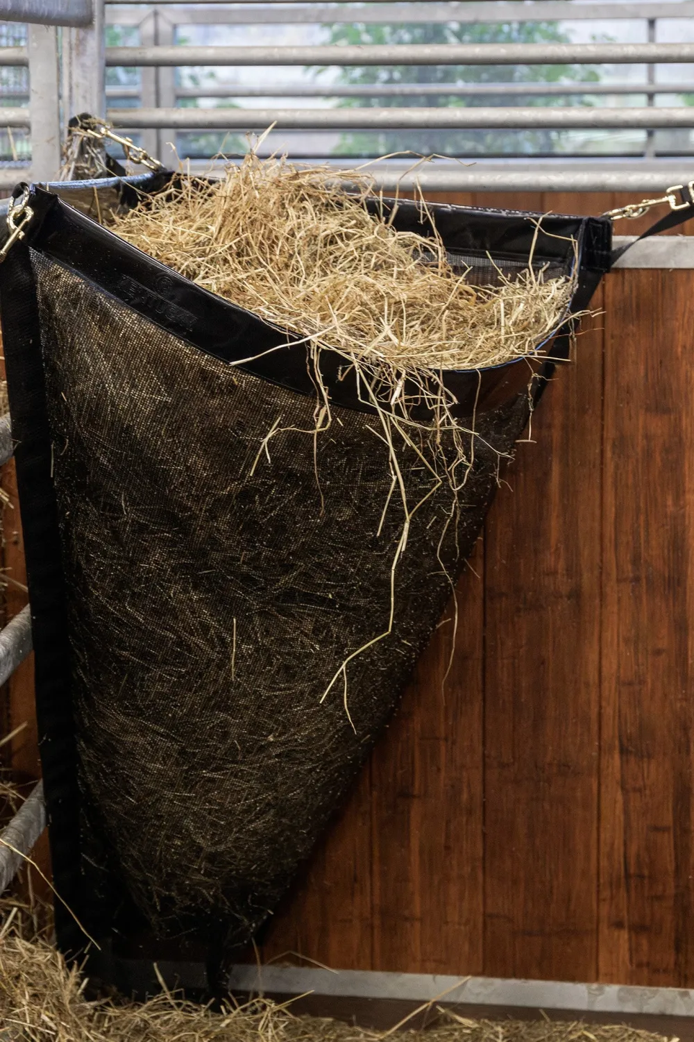 Kentucky International Products Kentucky Horsewear|Höpåsar & Hönät-Hay Bag Hörnpåse L Svart