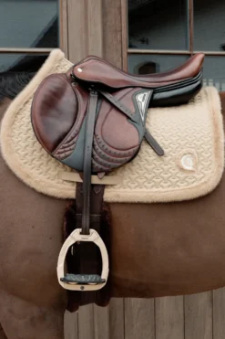 Kentucky Horsewear Kentucky Horsewear|Schabrak & Huvor-Hoppschabrak Fuskpäls Beige