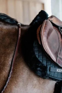 Kentucky Horsewear Schabrak & Huvor-Hunterschabrak Fårskinn
