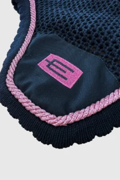 Equiline Schabrak & Huvor|Equiline-Huva Kim E-logga Svart E75 P111 Glitter Rosa/Glitter Svart