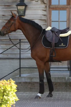 Kentucky Horsewear Kentucky Horsewear|Schabrak & Huvor-Logo Hoppschabrak Svart/Vit/Brun