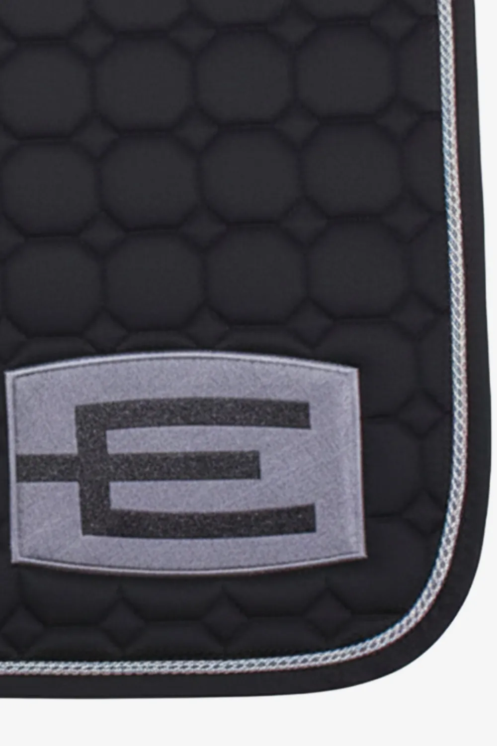 Equiline Schabrak & Huvor|Equiline-Octagon Hoppschabrak E-Logga E33 P84 Svart/Grå