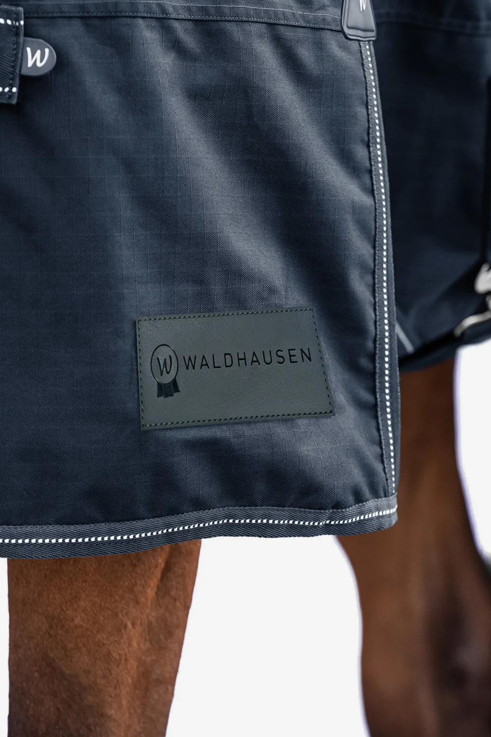 Waldhausen Hästtäcken & Flughuvor-Regntäcke Arctic 50g Night Blue