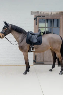 Kentucky Horsewear Kentucky Horsewear|Schabrak & Huvor-Schabrak 3D Logo Svart