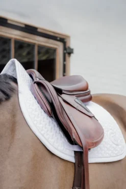 Kentucky Horsewear Kentucky Horsewear|Schabrak & Huvor-Schabrak 3D Logo Vit