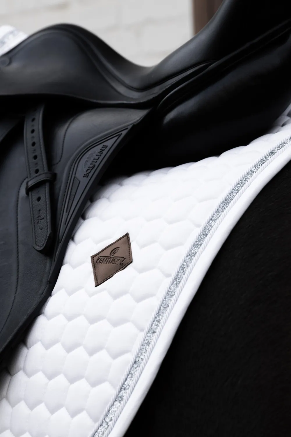 Kentucky Horsewear Kentucky Horsewear|Schabrak & Huvor-Schabrak Glitterband Vit/Silver