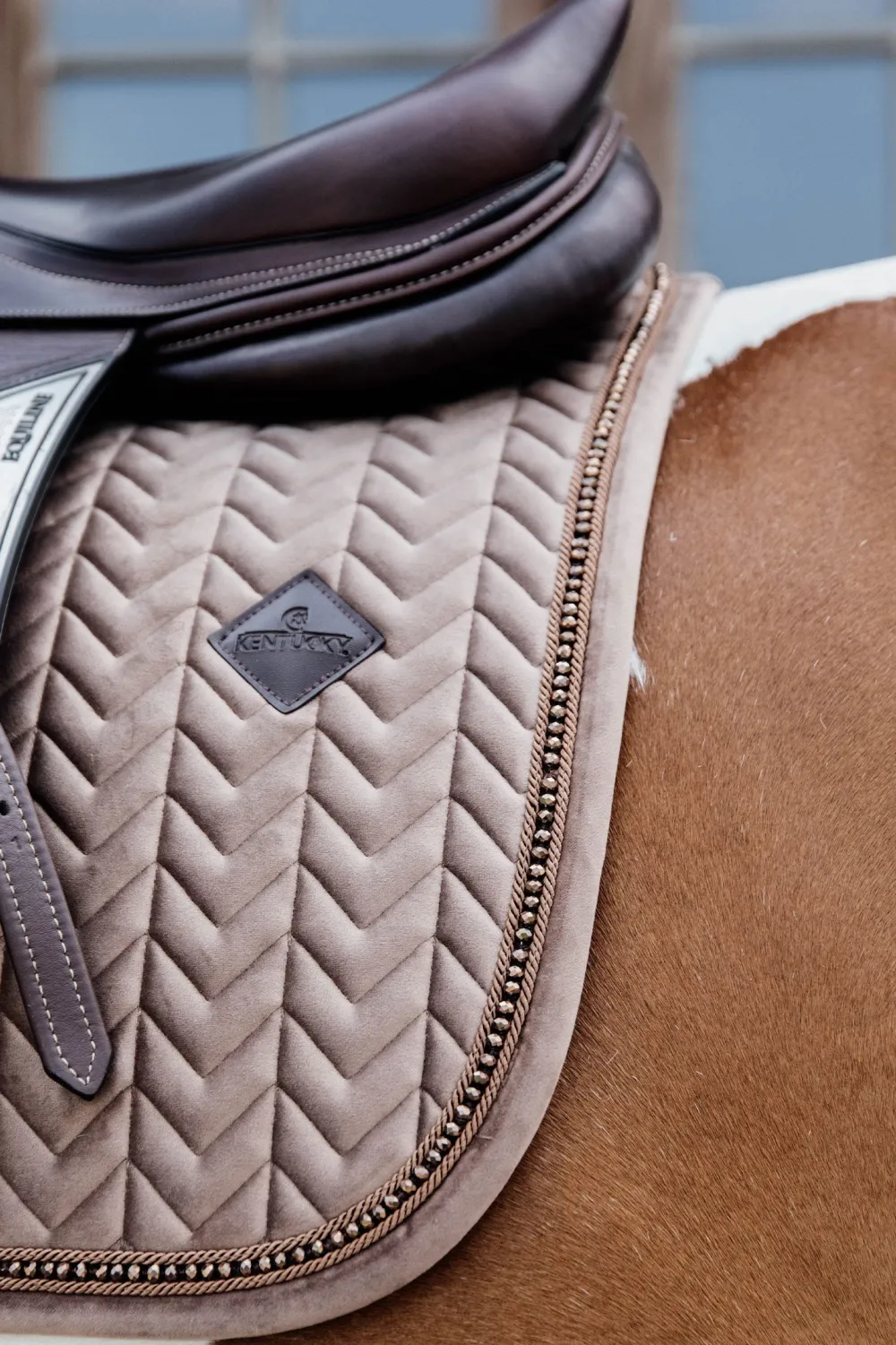 Kentucky Horsewear Kentucky Horsewear|Schabrak & Huvor-Schabrak Velvet Pearls Beige