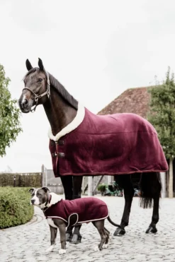 Kentucky Horsewear Kentucky Horsewear-Show Heavy Fleecetäcke Bordeaux