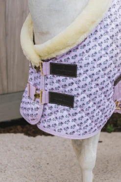 Kentucky Horsewear Hästtäcken & Flughuvor|Kentucky Horsewear-Show Rug Stalltäcke Sammy Old Rose