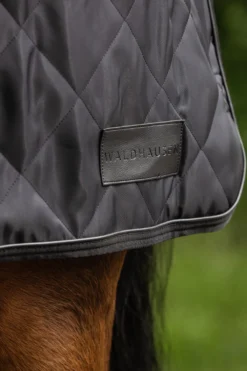 Waldhausen Hästtäcken & Flughuvor-Skrittmaskinstäcke Exclusive 50g Svart