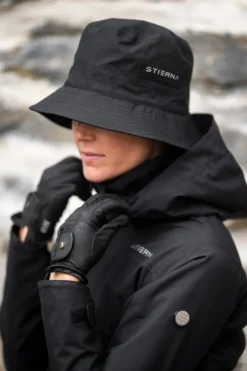 Stierna Equestrian Stierna|Kepsar & Skärp-Storm Regnhatt Svart