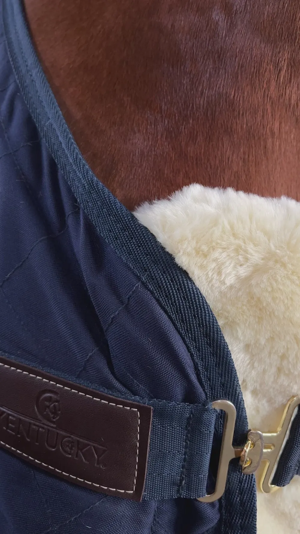 Kentucky Horsewear Hästtäcken & Flughuvor-Täckesförlängare Fårskinn Natur